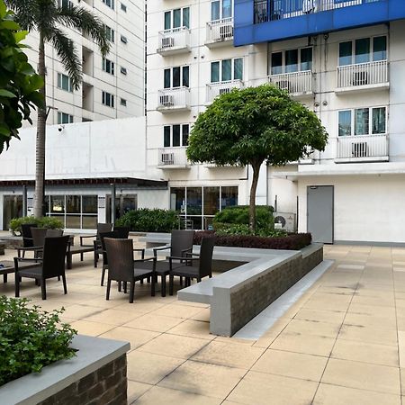 Azenith Staycation At Sea Residences Moa Pasay Exteriér fotografie